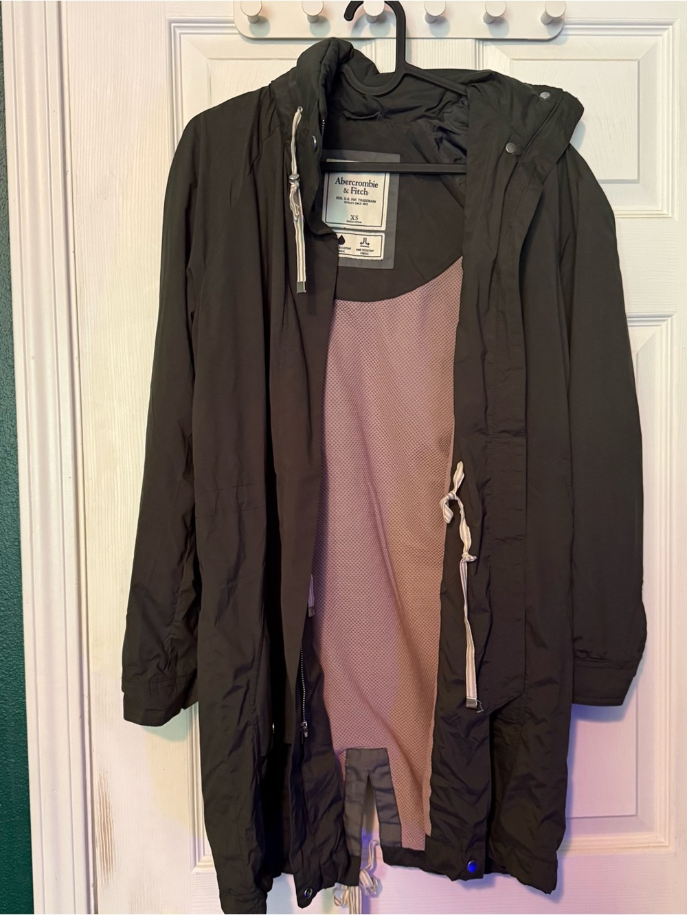 Abercrombie & Fitch Black Hooded Utility Jacket - Picture 2 of 6